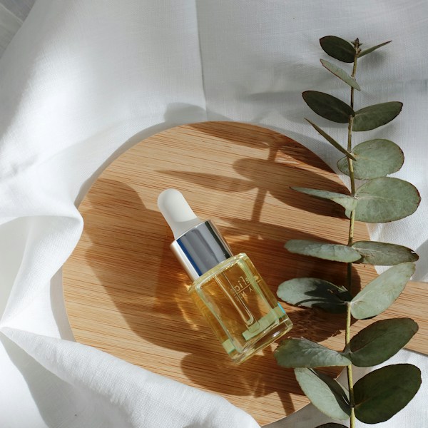 Vitamin C Brightening Face Serum - Zara Cosmatics